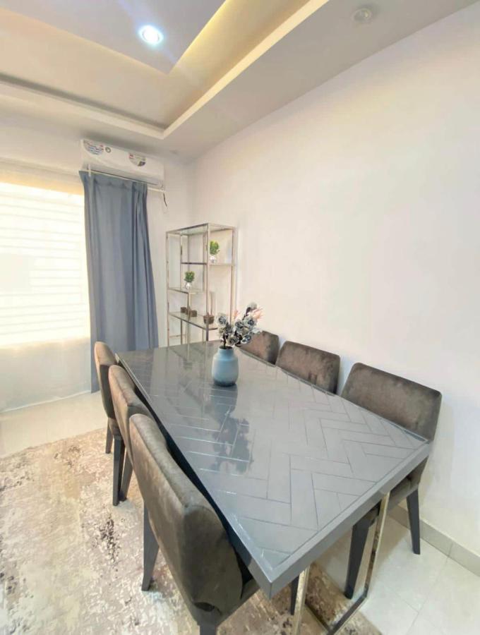 Appartement Haut Standing Idealement Situe A Dakar Exterior foto