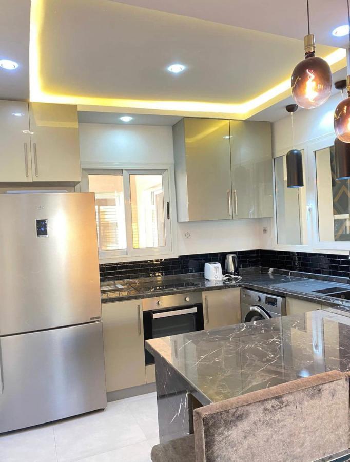 Appartement Haut Standing Idealement Situe A Dakar Exterior foto
